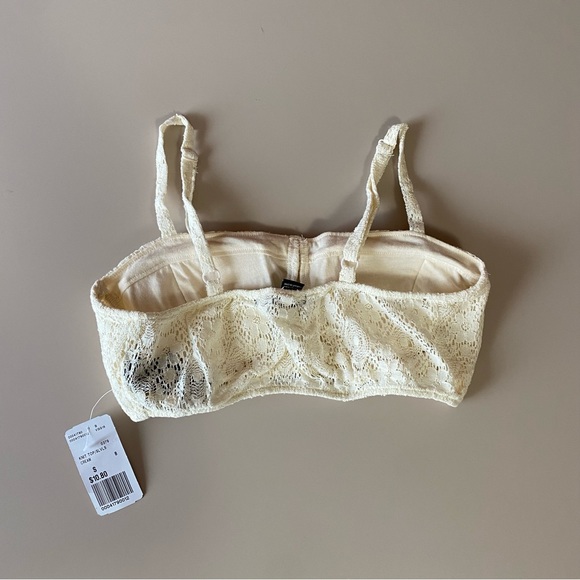 Forever 21 Croptop - Picture 2 of 4